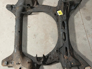балка подвески передняя (подрамник) Volkswagen Touareg 1 поколение (2002 - 2007), 2.5 л., TDi, дизель, полный привод