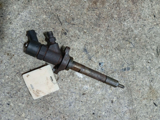 форсунка Peugeot 307 1 поколение (2001 - 2005), 1.6 л., HDi, дизель, МКПП, 0445110188