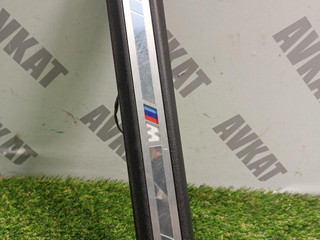 накладка на порог внутренняя BMW X5 G05 2020, 3.0 л., дизель, АКПП, c3z(tanzanite blue ii metallic), внедорожник 5 дв., полный привод, правый руль, 51478069271, 8069271, 51477479935, 7479935