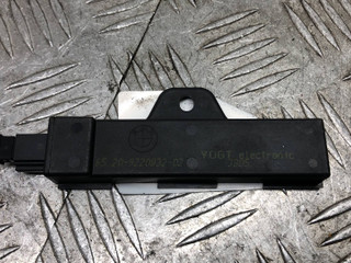 Антенна системы комфортного доступа BMW 5 серия F07/F10/F11 F10 2011, 2.0 л., N47 D20 C, дизель, АКПП, a90 (sophitgrau), седан, задний привод, правый руль, 65209220832, 9220832