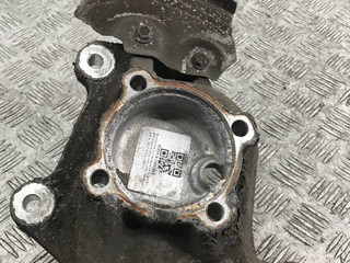 кулак поворотный правый BMW 3 серия E90/E91/E92/E93 E90 2007, 3.0 л., M57 D30 (306D3), дизель, АКПП, черный, седан, задний привод, правый руль, 31216793924