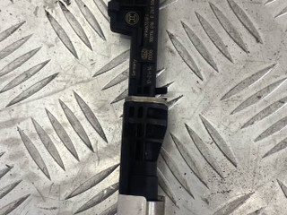 форсунка BMW 5 серия F07/F10/F11 2012, 3.0 л., N55 B30 A, бензин, 7568607