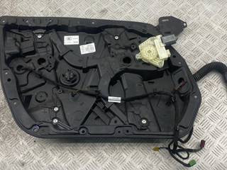 стеклоподъемник передний левый Mercedes-Benz C AMG W205 2017, 4.0 л., M 177.980, бензин, АКПП, 197, седан, задний привод, правый руль, A2055407340