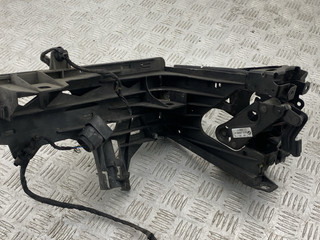 крепление фары правой BMW 5 серия F07/F10/F11 2012, 2.0 л., N47 D20 C, дизель, АКПП, alpinweiß iii (300), хетчбэк 5 дв., задний привод, правый руль, 7200778