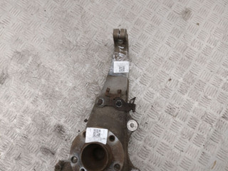 ступица передняя левая BMW 5 серия F07/F10/F11 F10 2011, 3.0 л., N57 D30 A, дизель, АКПП, carbonschwarz metallic (416), седан, задний привод, правый руль, 31206872888, 6872888