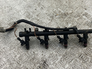 форсунка Renault Megane 2 поколение 2006, 1.6 л., K4M 812, бензин, МКПП, 8200135504