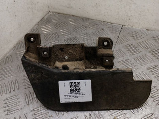 брызговик Audi Q7 4L 2007, 3.0 л., BUG, дизель, АКПП, полный привод, правый руль, 4L0854815