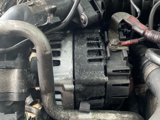 генератор BMW 5 серия F07/F10/F11 F10 2012, 2.5 л., дизель, АКПП, sophistog brillan metall (b90), седан, задний привод, правый руль