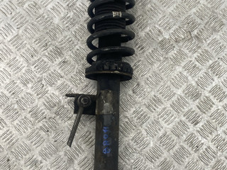 амортизатор передний правый BMW 5 серия F07/F10/F11 F10 2012, 2.5 л., дизель, АКПП, sophistog brillan metall (b90), седан, задний привод, правый руль