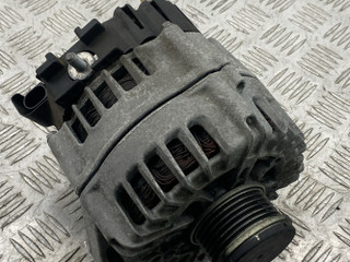 генератор BMW 5 серия F07/F10/F11 2011, 2.0 л., N47 D20 C, дизель, МКПП, 8507624, 12318507624