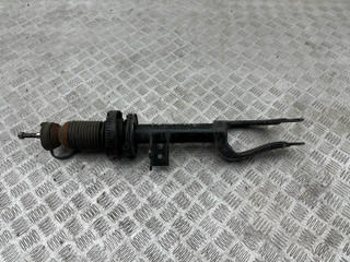 амортизатор передний левый BMW 5 серия F07/F10/F11 2011, 3.0 л., N55 B30 A, бензин, 6789361