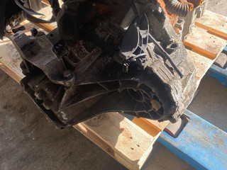 КПП механическая (МКПП) Renault Megane 3 поколение [2-й рестайлинг] 2014, 1.5 л., K9K 636, дизель, МКПП, 320108901R