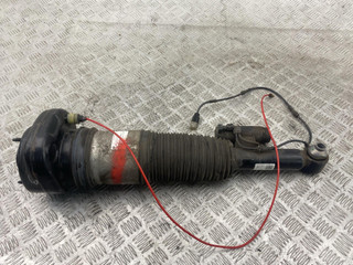 пневмостойка задняя BMW 7 серия G11/G12 G11 2018, 3.0 л., B57 D30 A, дизель, АКПП, singapore grau metallic (b41), седан, полный привод, правый руль, R30861717