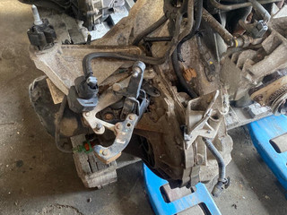 КПП механическая (МКПП) Renault Kangoo 2 поколение 2012, 1.5 л., K9K 808, дизель, МКПП, 320105142R