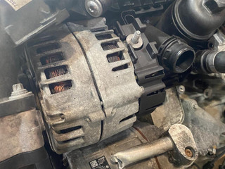 генератор BMW 3 серия F30/F31/F34 [рестайлинг] F30 2015, 2.0 л., N47 D20 C, дизель, МКПП, estoril blau (b45), седан, полный привод, правый руль, 8578608, 12318578608, FG18S141