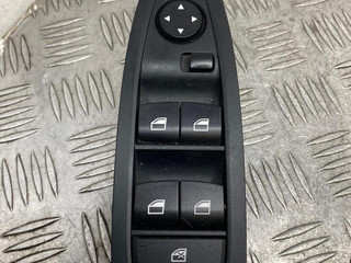 блок управления стеклоподъемниками BMW 3 серия F30/F31/F34 [рестайлинг] F30 2015, 2.0 л., N47 D20 C, дизель, МКПП, estoril blau (b45), седан, полный привод, правый руль, 61319208110, 9208110, 7283832, 51417283832