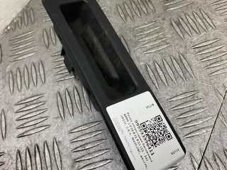 ручка открывания багажника BMW 3 серия F30/F31/F34 [рестайлинг] F30 2015, 2.0 л., N47 D20 C, дизель, МКПП, estoril blau (b45), седан, полный привод, правый руль, 51247368752, 7368752