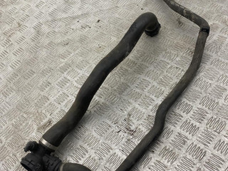 патрубок радиатора BMW 3 серия F30/F31/F34 [рестайлинг] F30 2015, 2.0 л., N47 D20 C, дизель, МКПП, estoril blau (b45), седан, полный привод, правый руль, 17127811127, 7811127