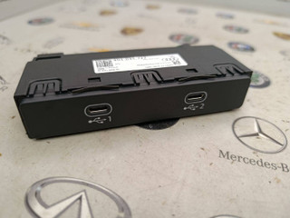 разъем AUX / USB Audi Q7 4M [2-й рестайлинг] 2024, 3.0 л., бензин, 4N1035727