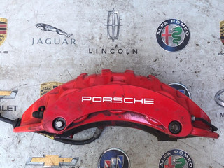 суппорт передний левый Porsche Macan 1 поколение [2-й рестайлинг] 2023, 2.9 л., бензин, АКПП, 95B615105EE