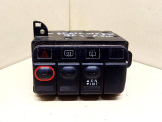 кнопка аварийной сигнализации Mitsubishi Space Wagon 2 поколение (Typ N30/N40) 1996