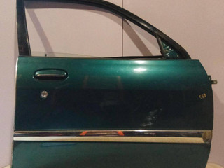дверь передняя правая Daihatsu Sirion 1 поколение M100 2000, 1.0 л., i, EJ-VE, бензин, МКПП, зеленый перламутр, хетчбэк 5 дв., передний привод