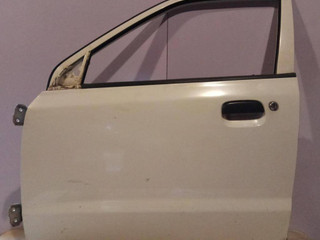 замок двери передней левой Suzuki Alto 5 поколение 2003, 1.1 л., i, F10D, бензин, 4МКПП, белый, хетчбэк 5 дв., передний привод, 82202M79G00