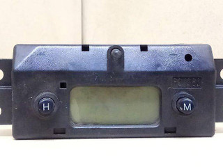 часы Ford Focus 1 поколение 2000, 2.0 л., i, бензин, 5МКПП, черный, универсал, передний привод, 98AB15000CCW