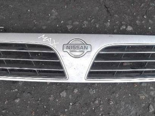 решетка радиатора Nissan Maxima A32 1998