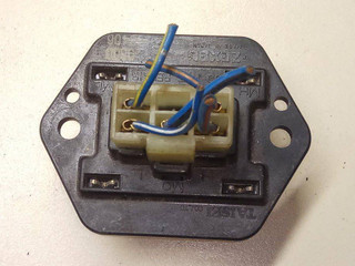 сопротивление печки Isuzu Trooper 2 поколение 1994, 960046406