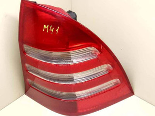 фонарь задний правый Mercedes-Benz C-Класс W203/S203/CL203 S203.204 2002, 2.2 л., CDi, дизель, АКПП, серый, универсал, задний привод, A2038201264