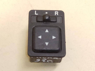 джойстик регулировки зеркал Mitsubishi Carisma 1 поколение 1998, 03220000, MR114081