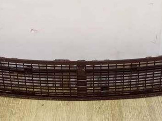решетка капота Mercedes-Benz R-Класс W251 V251.165 2006, 3.5 л., i, M 272.967, бензин, АКПП, бордовый, минивэн, полный привод, A2518800005