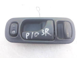ручка внутренняя задняя правая Nissan Primera P10 1994