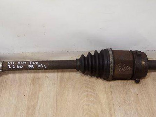 полуось передняя правая (приводной вал, ШРУС) Nissan Almera Tino V10 2003, 2.2 л., DCi, дизель