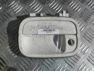 ручка наружная Mitsubishi Space Runner 1 поколение 1995