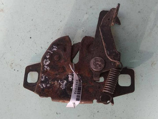 замок капота Nissan Bluebird 910 1991, 2.0 л., i, бензин, универсал
