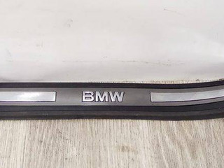 накладка на порог внутренняя BMW 7 серия E65/E66/E67 E65 2003, 4.4 л., i, M62 B44 (448S1), бензин, АКПП, черный, седан, задний привод, 7007397