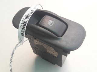 кнопка стеклоподъемника двери задней Mitsubishi Galant 8 поколение [рестайлинг] 2000, MB962804