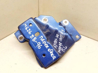 передняя панель крепления облицовки (телевизор) Mazda 626 3 поколение 1990