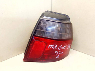 фонарь задний правый Mitsubishi Galant 8 поколение 1998, универсал, MR325365