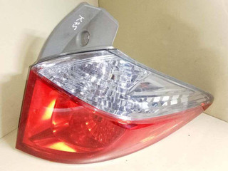 фонарь задний правый Toyota Verso-S 1 поколение P120 NSP120 2011, 1.6 л., бензин, 6МКПП, минивэн, 8155152660