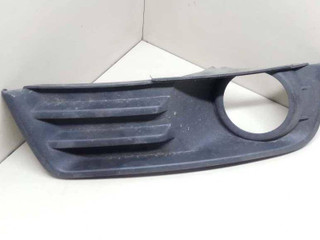 заглушка (решетка) в бампер Ford C-Max 1 поколение 2007, 1.8 л., TDCi, дизель, МКПП, серебристый, минивэн, передний привод, 3M51R19953AB