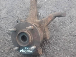 кулак поворотный левый Proton Satria 1 поколение 1998, 1.5 л., i, бензин