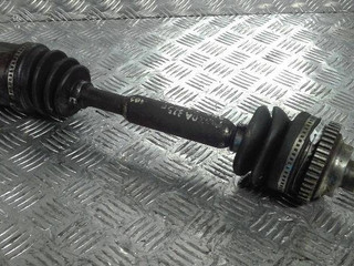 полуось передняя левая (приводной вал, ШРУС) Mazda 323 5 поколение 1996, 2.0 л., i, бензин, АКПП