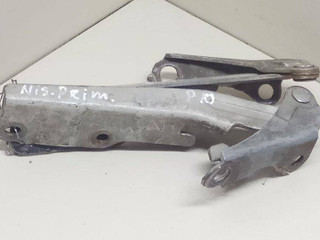 петля капота Nissan Primera P10 1995