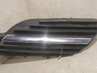 решетка радиатора Nissan Almera Tino V10 2003, 62330BU000