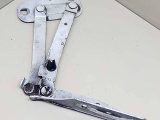 петля капота правая Fiat Scudo 1 поколение 2002, 1.9 л., D, WJY (DW8B), дизель, 5МКПП, белый, фургон, передний привод