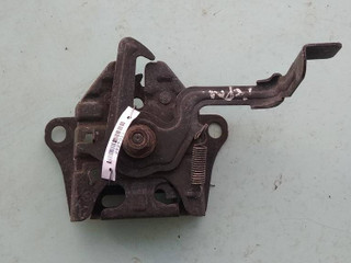 замок капота Mazda 323 4 поколение 1992, 1.6 л., i, бензин, хетчбэк 5 дв.
