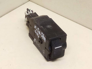 корректор фар Mitsubishi Space Star 1 поколение 2000, MR114337